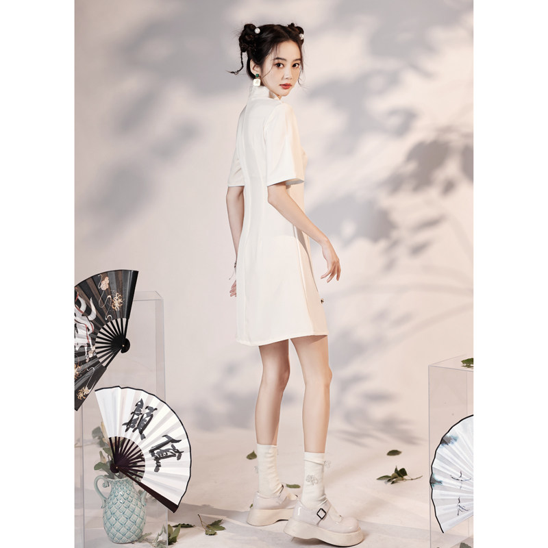 White Improvement Guochao qipao Women 2022 New Fried Street Short young Teenage Girl Foreign Dress Daily Summer