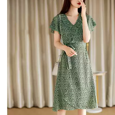 Gentle style French chiffon floral dress temperament irregular summer new V-collar light mature Platycodon skirt