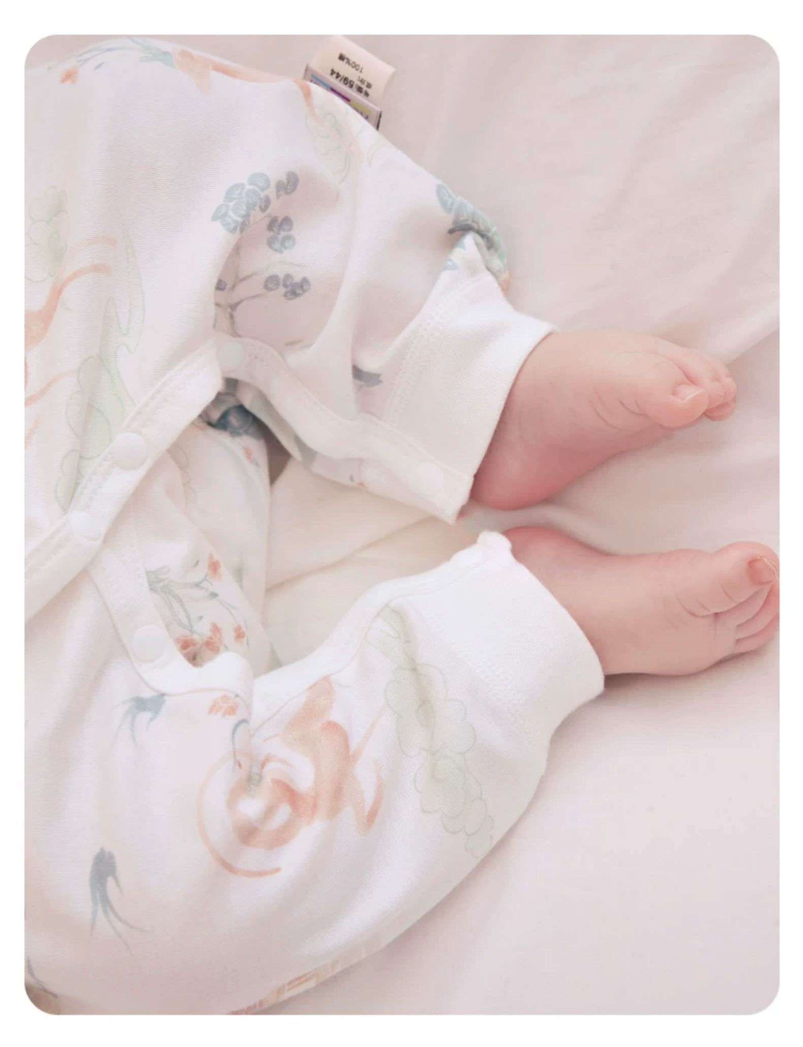 【Pregnant Mom Gift 2.0 - New Customers Starting at 39.9】Happy Bear Newborn Romper Baby Jumpsuit Gift Box Set — 32