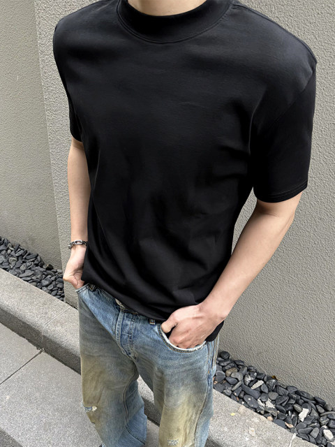 Acarton Solona Anti-Wrinkle High-Weight T-Shirt for Men, Slim Fit, Cleanfit, Round Neck, Solid Color, Regular Shoulder, Short Sleeves