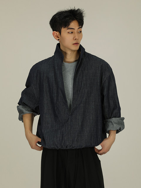 A Carton American-Style Original Denim Faux Two-Piece V-Neck Jacket, Loose Fit, Unisex Pullover Design, Stand Collar, Thin Coat, Trendy