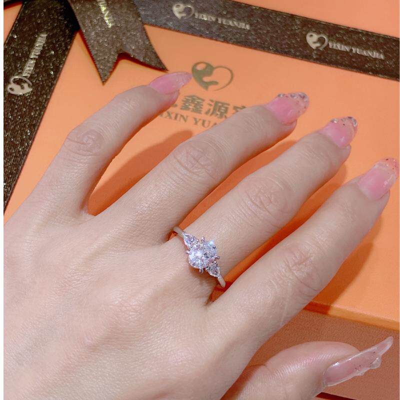 Laboratory cultivation of diamonds, artificial synthesis of diamond rings, 18k white gold oval 1 carat three stone diamond ring proposal