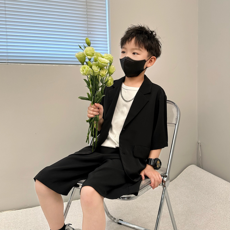Boys' Short-Sleeved Suit, Korean Style Children's Suit Set, Popular Boys' Style, 2026 Summer New Cool and Loose Suit