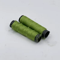 Изумрудная зеленая трава зеленая