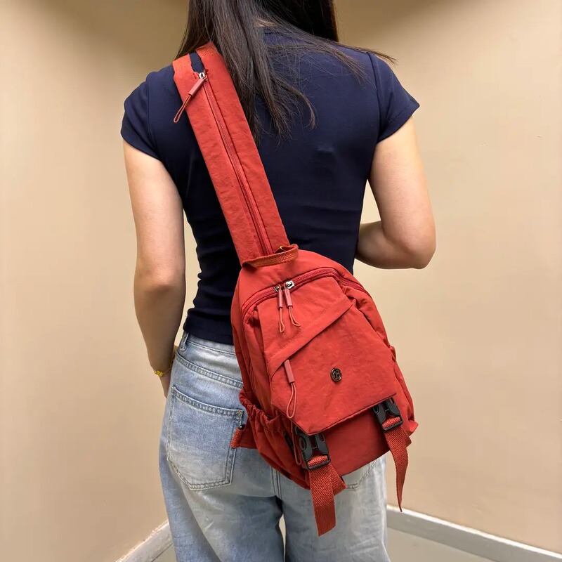 2025 New Trendy Portable Crossbody Bag for Women, Multifunctional Chest Bag, Backpack, Versatile Shoulder Bag, Solid Color Small Backpack 2025 New Trendy Portable Crossbody Bag for Women, Multifunctional Chest Bag, Backpack, Versatile Shoulder Bag, Solid Color Small Backpack