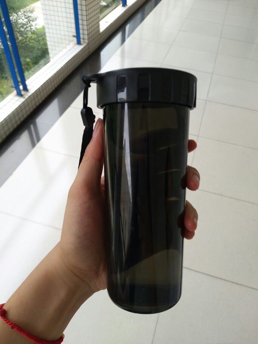 Cốc nhựa DIY thủy tinh cầm tay chống vỡ sáng tạo đơn giản sinh viên nam và nữ phiên bản tiếng Hàn của logo tùy chỉnh tươi binh dung nuoc