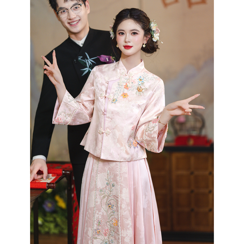 Pink New Chinese-Style Engagement Dress 2026 New High-End Bridal Wedding Toast Dress Homecoming Set Xiuhe Suit Pink New Chinese-Style Engagement Dress 2026 New High-End Bridal Wedding Toast Dress Homecoming Set Xiuhe Suit