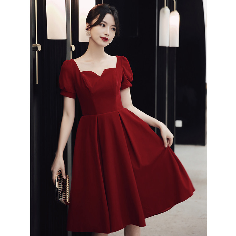 Large size toast dress bride fat mm2021 new red engagement dress skirt female pregnant woman cover belly back door service