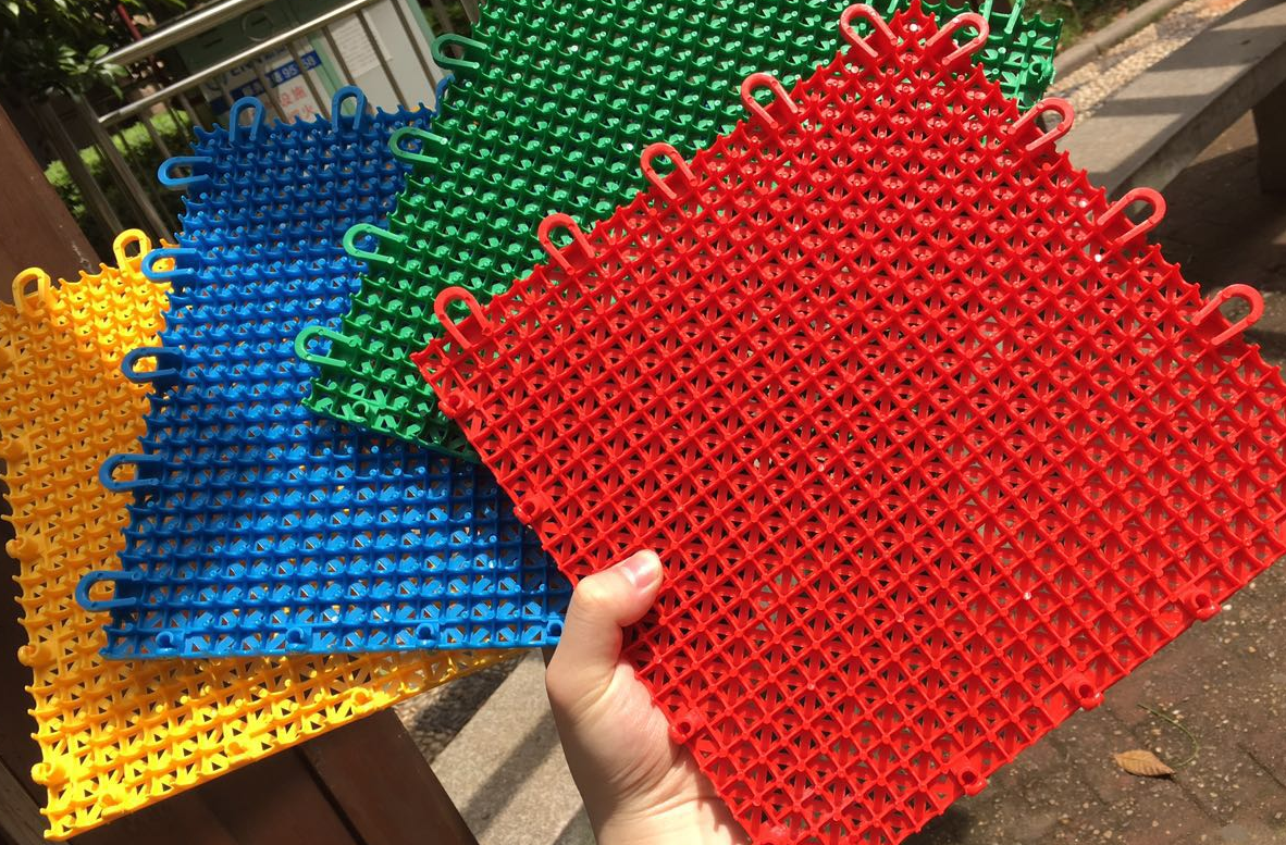 Kindergarten suspended floor mat Plastic floor mat Floor Suspended assembly floor mat Floor Plastic floor mat Outdoor