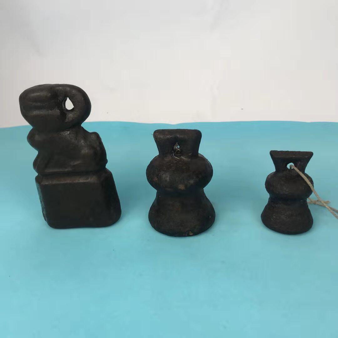 Old weight old objects old alpaca weight antique iron rights old pole called antique miscellaneous old iron