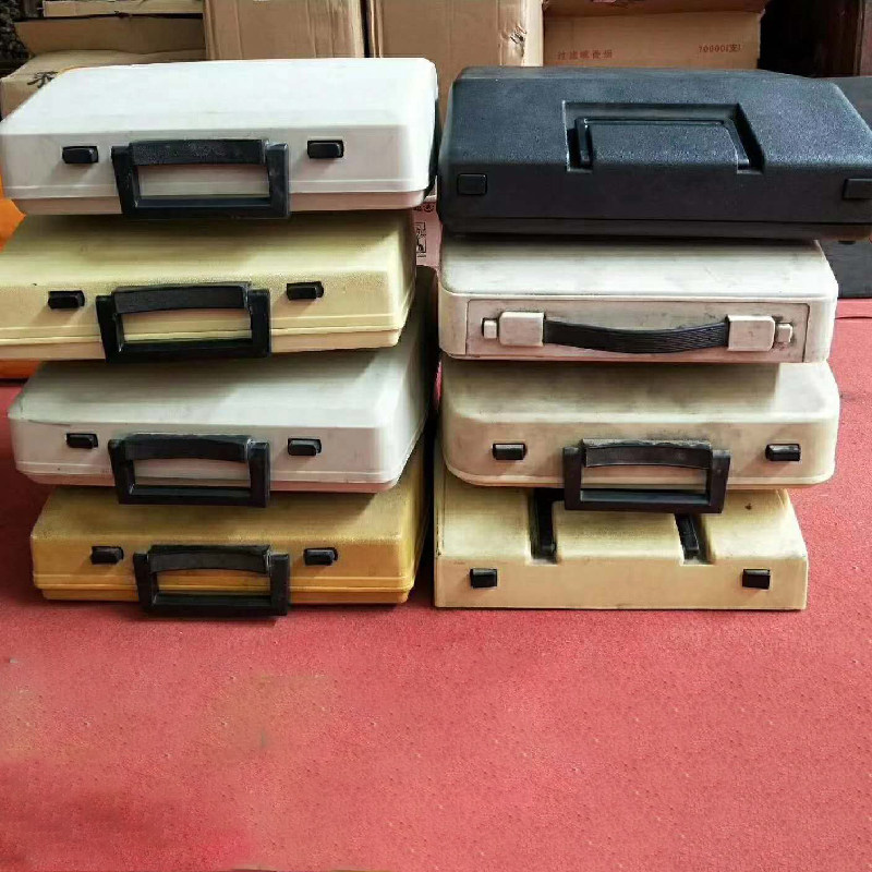 7080s Folk old objects nostalgic collection antique ancient play old mechanical typewriter film and TV prop swing piece