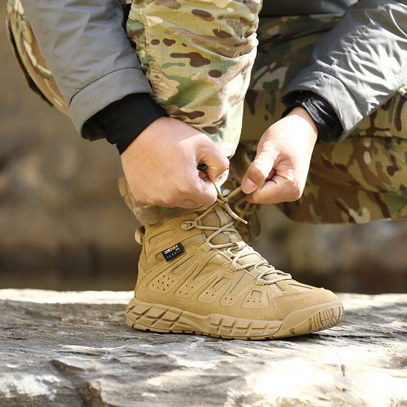 Sand-colored outdoor sports shoes, tactical boots, military boots, low-cut desert boots, mountaineering boots, running shoes, training shoes