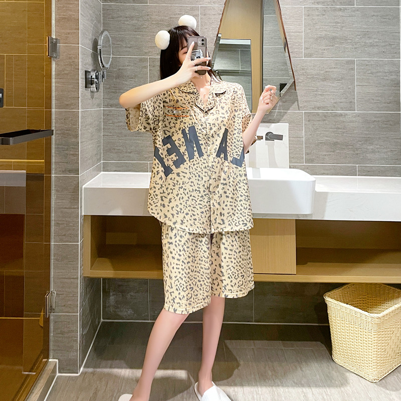 2021 new pajamas women's summer plus size 200 catties pure cotton short-sleeved cardigan fat mm loose home service