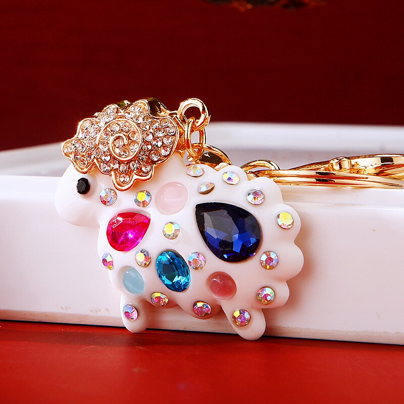 Korean Creative Gift Rhinestone Crystal Cute Little Sheep Car Keychain Women's Bag Pendant Key Chain Ring Accessory