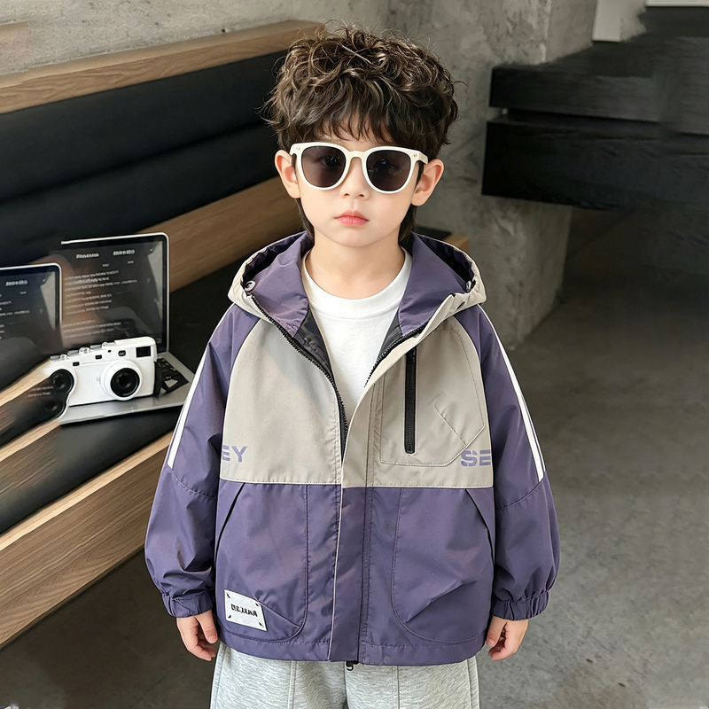 Boys' Baseball Jacket Spring and Autumn 2026 New Children's Autumn Clothing Boys' Hooded Windbreaker Jacket Top Boys' Baseball Jacket Spring and Autumn 2026 New Children's Autumn Clothing Boys' Hooded Windbreaker Jacket Top