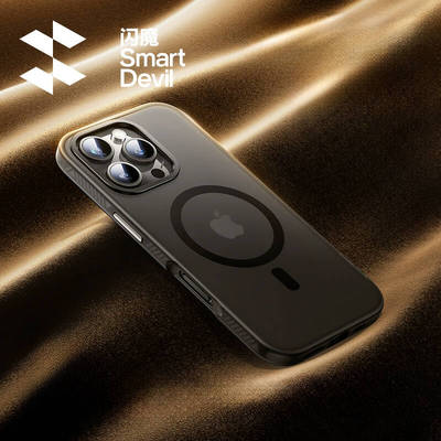 适用苹果16promax磁吸防摔手机壳