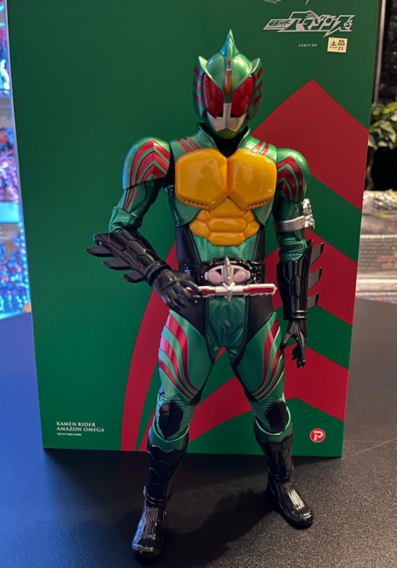 Brand New Purchasing Agent: Kamen Rider Amazons Rah Omega, Xiao You, Amazon Alpha, Uncle Ren