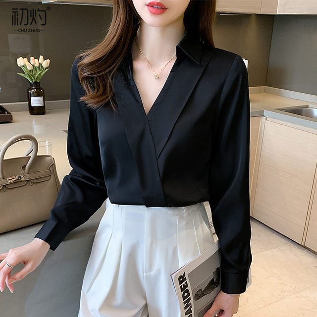 Retro Hong Kong-flavored V-neck shirt women's spring and autumn long-sleeved loose temperament chiffon overalls workplace high-quality texture top