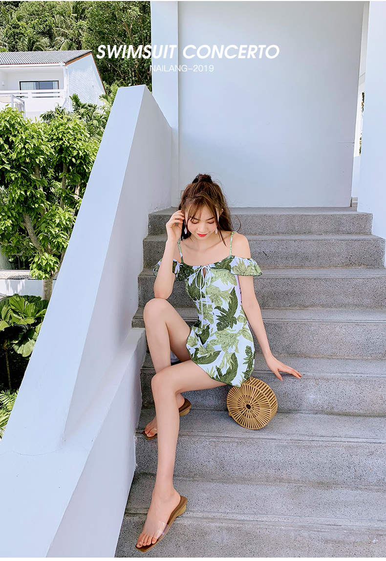 Áo tắm một mảnh của cô gái áo tắm bảo thủ che nắng mùa xuân nóng bỏng áo ngực nhỏ tập hợp kỳ nghỉ che bụng đã gầy Hàn Quốc - Bộ đồ bơi One Piece đồ bơi một mảnh