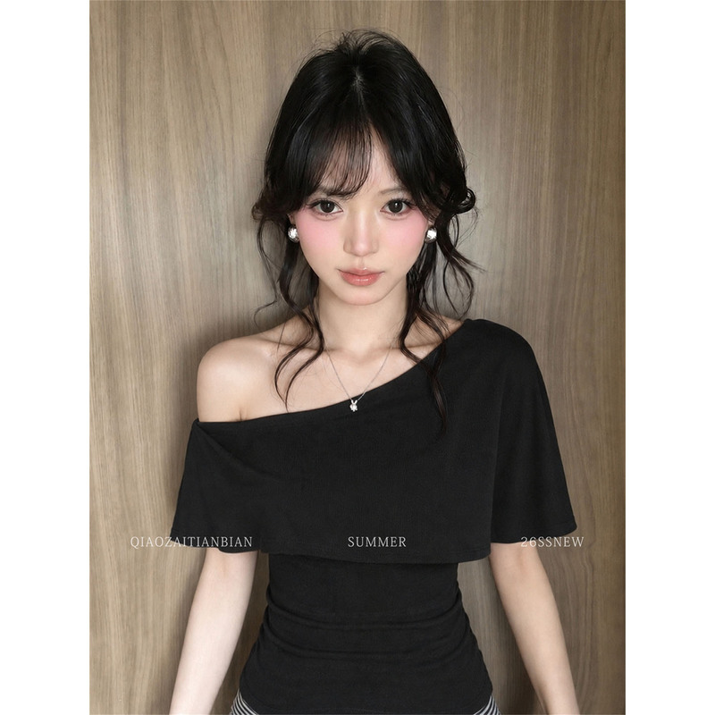 The Bridge Is in the Sky, Black Faux Two-Piece Off-Shoulder Cape Knit Short-Sleeve T-Shirt for Women, Autumn High-End Style, Elegant Off-Shoulder Top The Bridge Is in the Sky, Black Faux Two-Piece Off-Shoulder Cape Knit Short-Sleeve T-Shirt for Women, Autumn High-End Style, Elegant Off-Shoulder Top