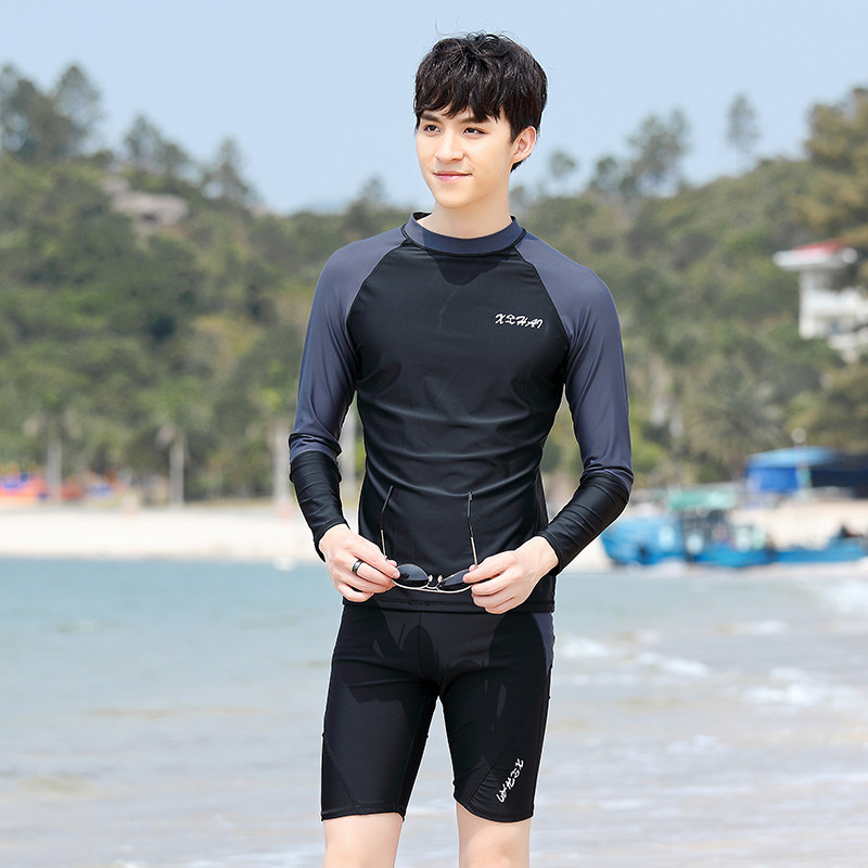2021 New Split Swimsuit Men's Long Sleeve Top Five Points Pants Sunscreen Quick-Drying Swim Trunks Men's Swimsuit Set