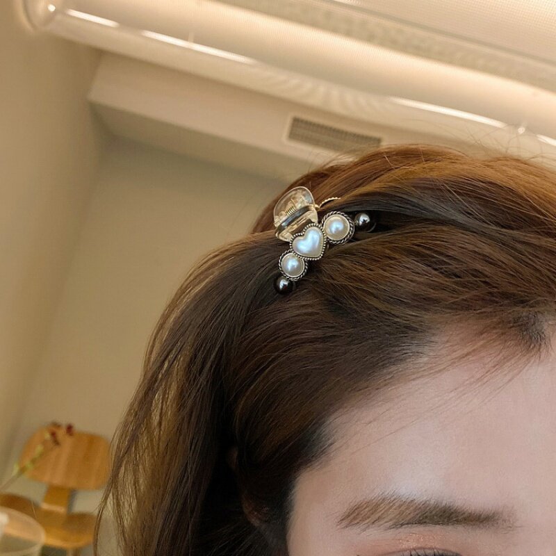 Pearl Grip Clip Summer Hair Clip Female Rear Brain Spoon Shark Clip Grip Clip Small Number Clip Head Decorated Korean Temperament Hairpin Hairpin