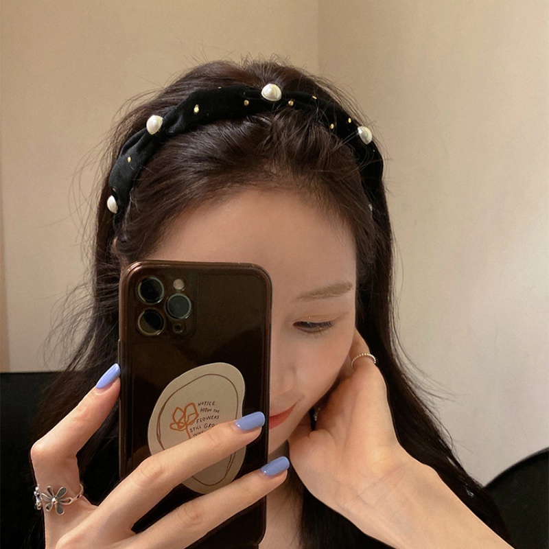 Velvet retro hair stirrup ~ little fragrant wind pearl Baroque palace hair stirrup lns black advanced senses butterfly knot hair decoration