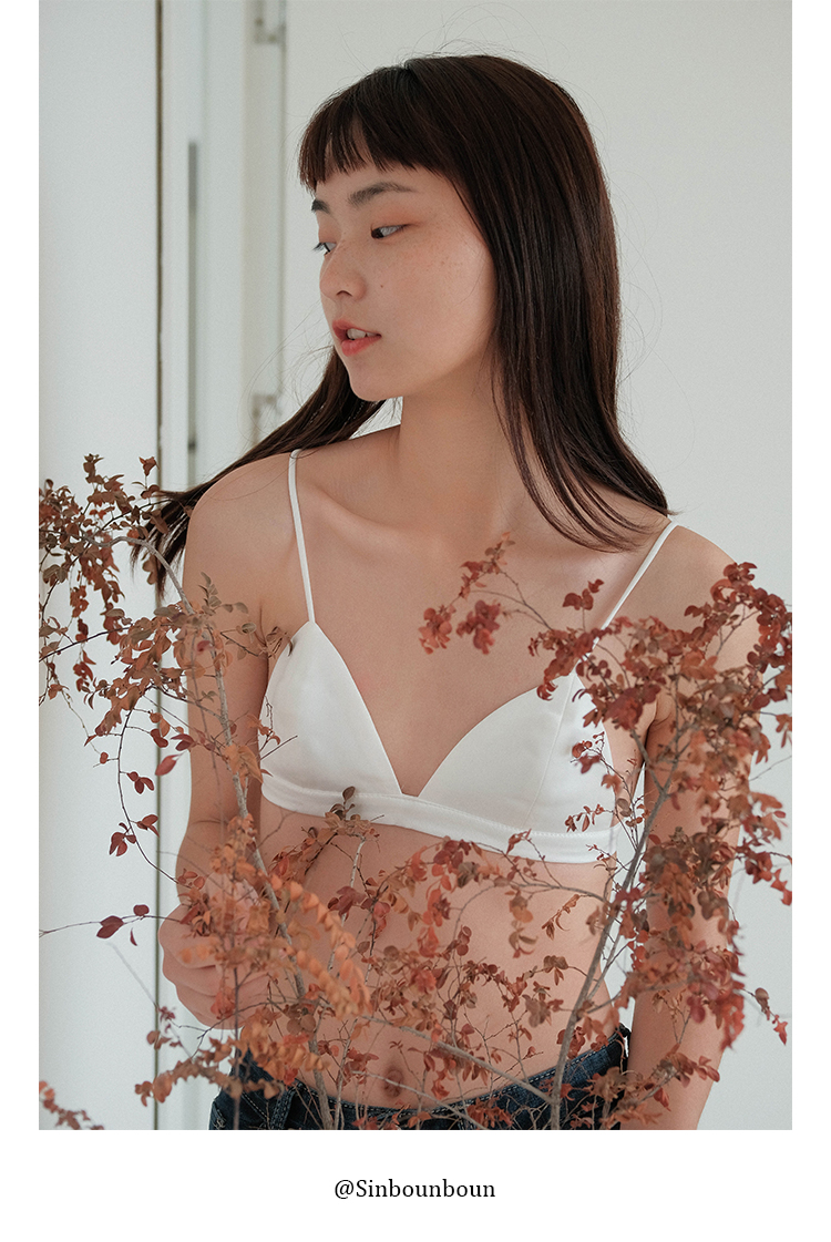 Xin Bang Bang bra ngực nhỏ đồ lót không có vòng thép hình tam giác làm đẹp trở lại bra mới dây đeo áo ngực bên trong - Strapless Bras áo lót học sinh