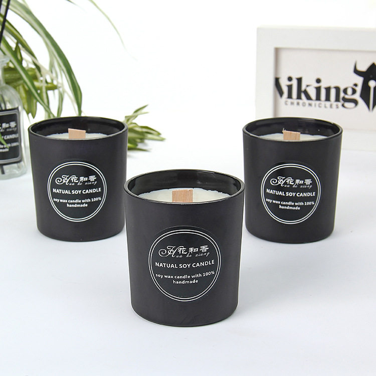 Fragrant and frosted black bottle fragrant gifts wax creative eco-friendly pure color soy wax 165 gr 40 hours