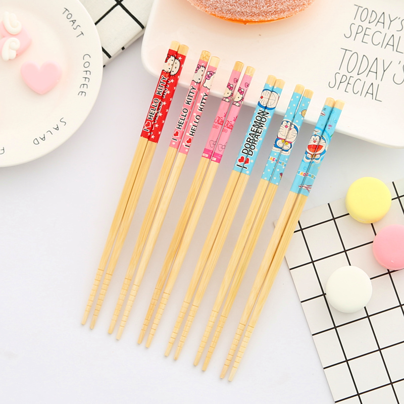 Day Style Children's Wood Chopsticks Home Anti-Slip Natural Bamboo Chopstick Pointed Chopsticks 1 Double cute cartoon Hello jingle