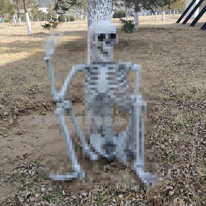 Ghost house terror arrangements Halloween decoration emulated skull frame Bone Pendulum compartment Escape Skull Skeleton Props