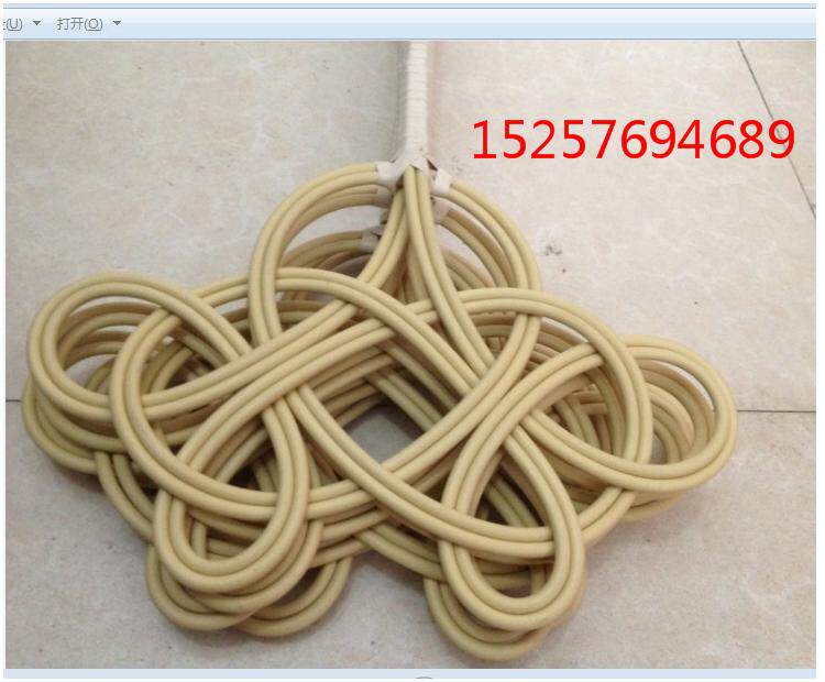 Large vine dust removed by patted quilt dust sun by patting household with dust pillow to reinforce the hit artifact