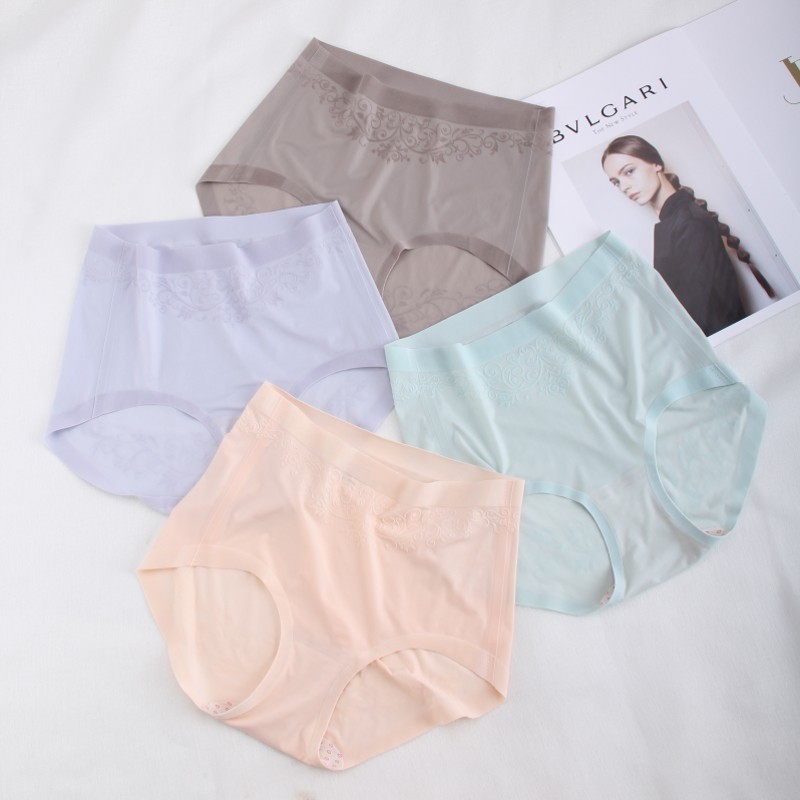 Mid-high waist one-piece non-marking women's panties with comfortable buttocks and silver ion crotch triangle abdomen thin summer shorts