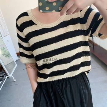 B1 Lijiapu large size-ດູໃບໄມ້ລົ່ນໃຫມ່ U-neck striped top fat mm slimming knitted short-sleeved T-shirt 12-3