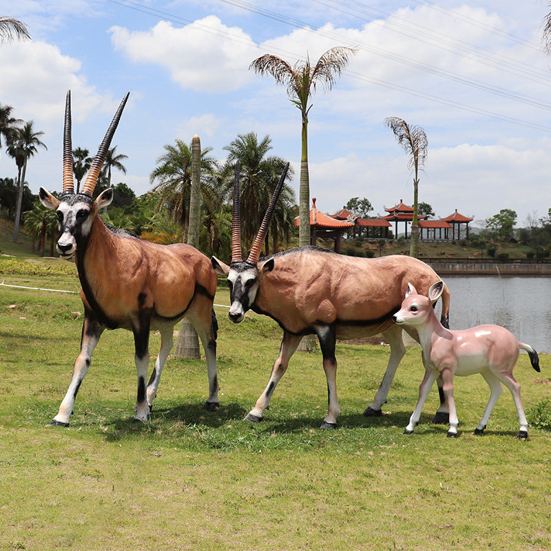 Simulation Antelope Pendulum Piece Glass Fiber Animal Sculpture Garden Courtyard Outdoor Lawn Sample House Display Center Garden Forest Landscape Decoration