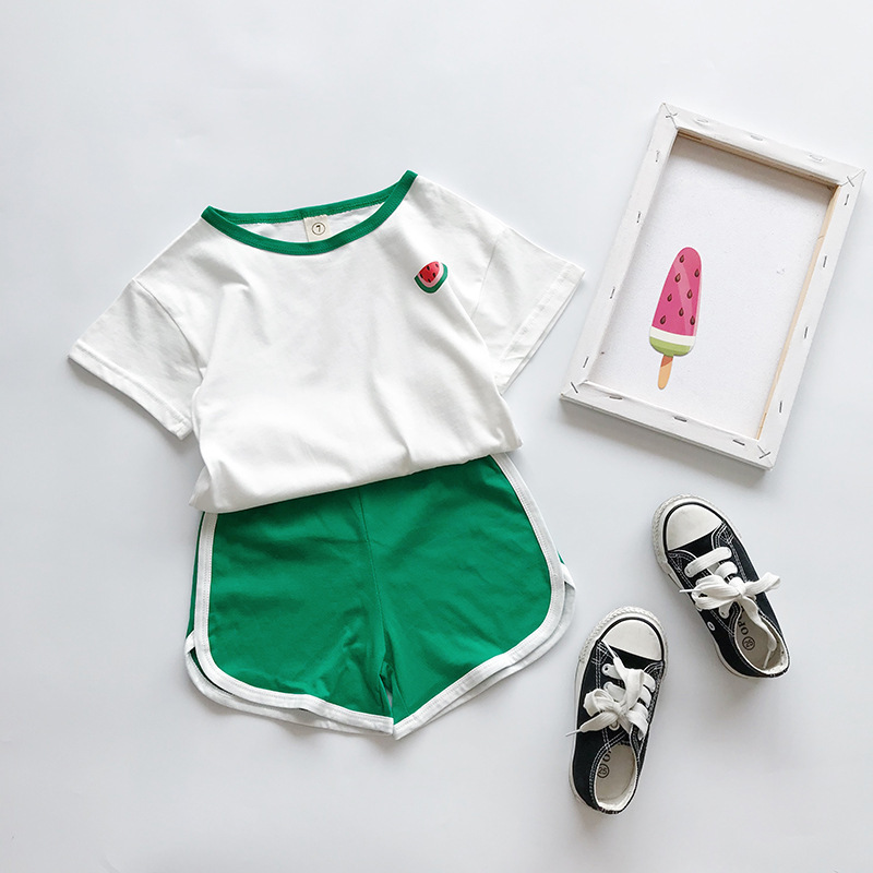 . Mùa hè trẻ em và trẻ em gái mới ngắn tay thiết lập thể thao trái ins anh trai và em gái mặc Hàn Quốc phiên bản của quần áo về nhà.