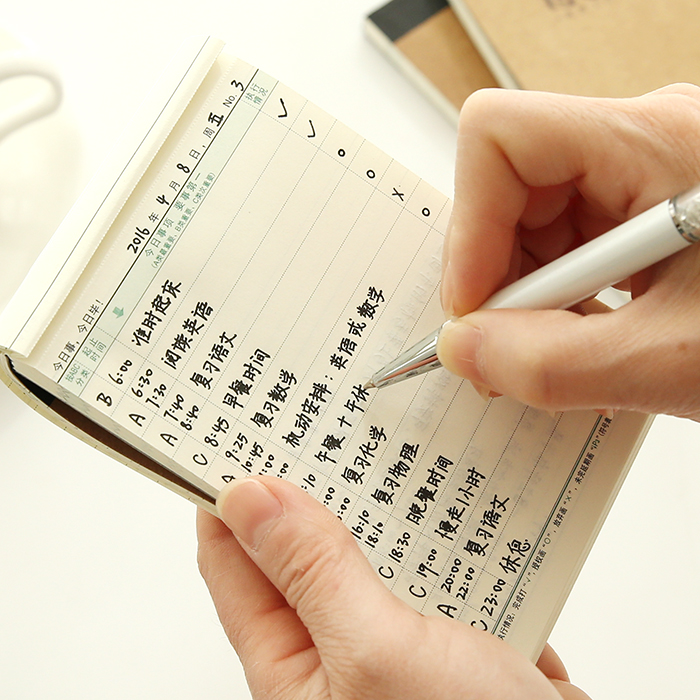 Korean creative small fresh diary Work diary Daily important time efficiency management schedule notebook Portable portable simple student todolist post-it note book