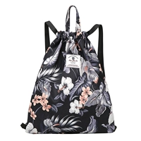 Черно -белый цветок