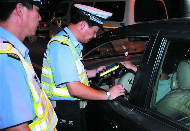 18年驾考规定:这4类人将不能考驾照