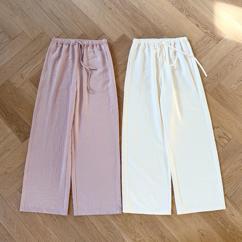Slightly Wrinkled Texture, Elastic Waist, Soft Drape, Straight Leg, Loose Fit, Long Pants H