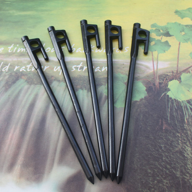 Foreign Trade Outlet Outdoor 20CM cast iron tent nails reinforced beach Snow ground nails Tent Ground Nails Steel Nails Forged
