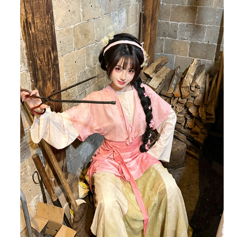 Light and Elegant Fairy-Style Young Apprentice Pink Hanfu, Pastoral Style Farming-Themed Heroine Tang-Style Cardigan, Chinese-Style Outfit Set Light and Elegant Fairy-Style Young Apprentice Pink Hanfu, Pastoral Style Farming-Themed Heroine Tang-Style Cardigan, Chinese-Style Outfit Set