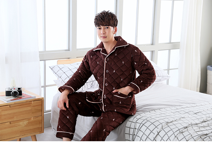Đồ ngủ nam mùa đông nhung san hô nhung ba lớp dày lên thanh niên flannel rắn màu ấm áp dịch vụ nhà phù hợp quần áo ngủ nam