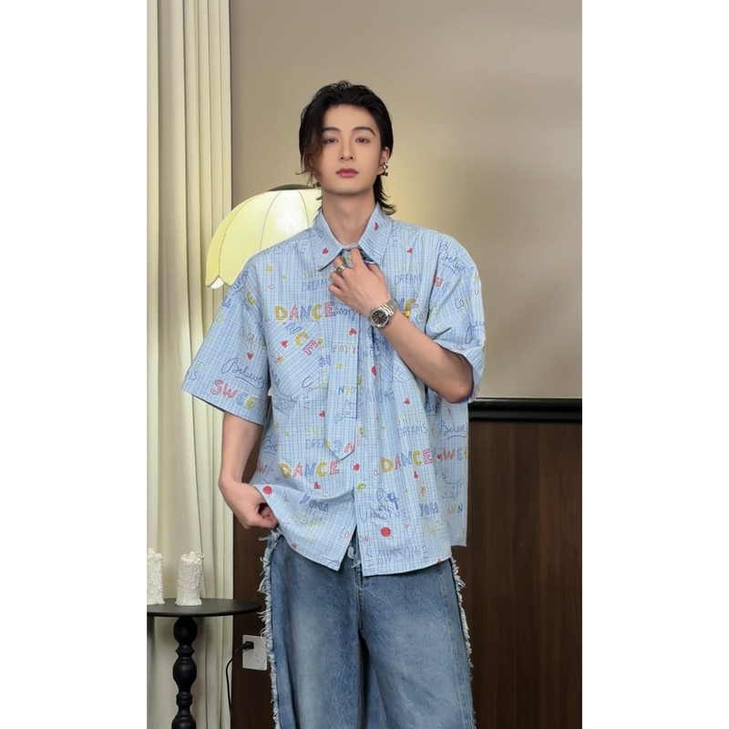 Longtaodao 2026 Summer New American-Style Trendy Brand Letter Graffiti Design Plaid Shirt for Men, Loose Short-Sleeved Shirt