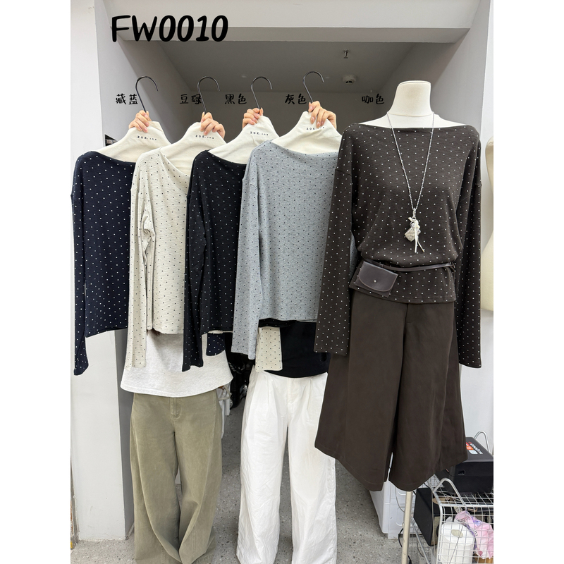 Zoe Zoe-Autumn New Arrival Zoe.Ins Korean-Style Polka Dot Top Knitwear Fw0010