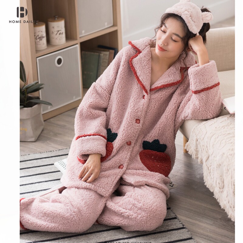 Lamb suede pyjamas woman autumn and winter sweet and cute thickened strawberry winter coral suede household clothes suit can be outworn in winter