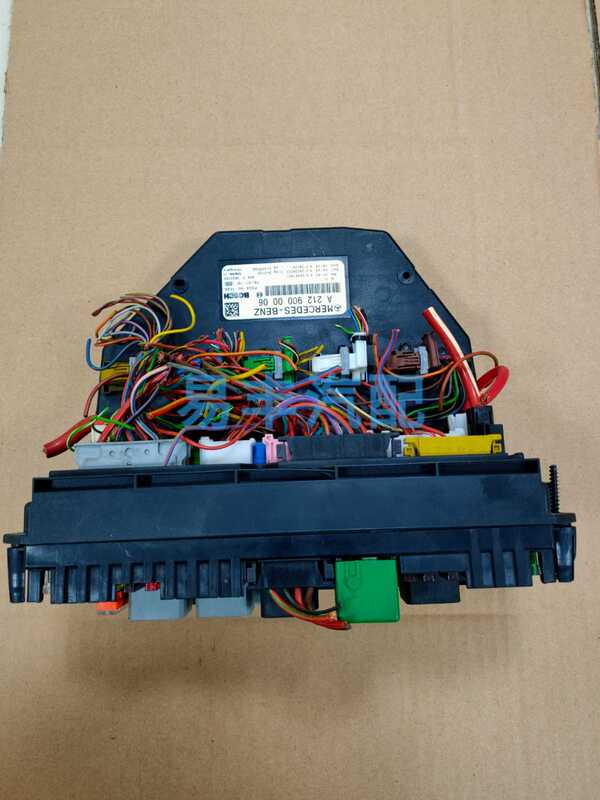 Mercedes-Benz C-Class E-Class Glk350 Front and Rear Sam Computer W204W212C180 Body Control Module Fuse Box Mercedes-Benz C-Class E-Class Glk350 Front and Rear Sam Computer W204W212C180 Body Control Module Fuse Box