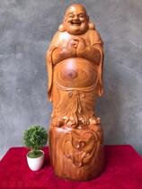 Wood carver Millver swings a piece of art to make a fortune a good fortune and a good fortune and a great belly