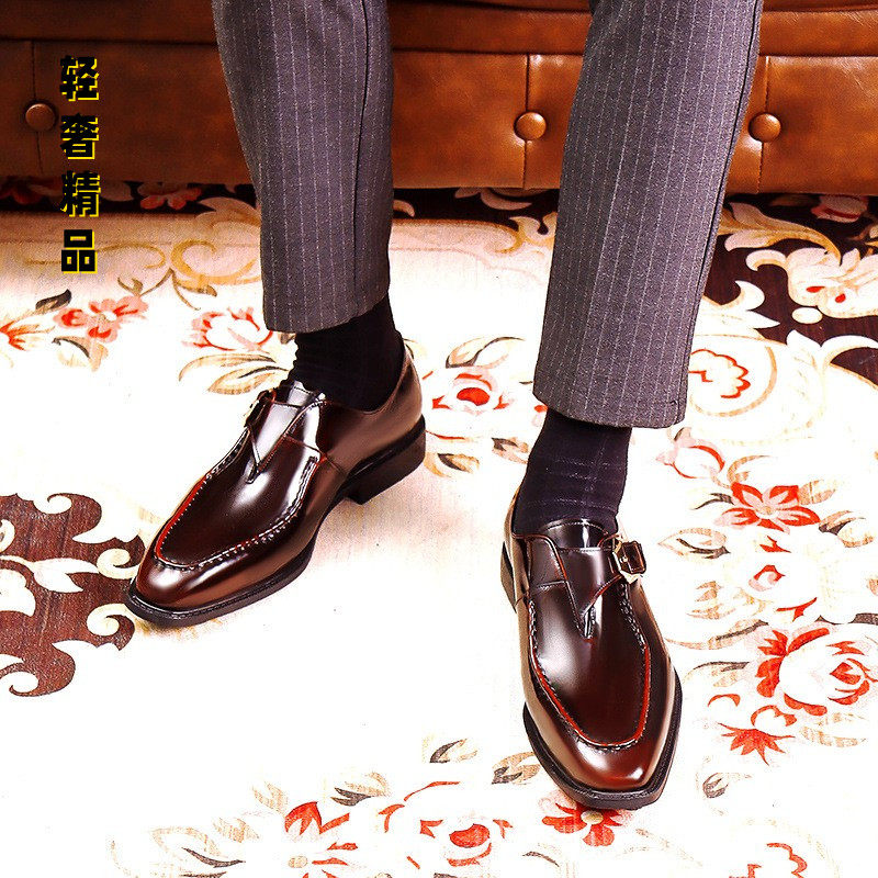 Men's formal leather shoes smooth cowhide square head breathable business men's shoes bright leather British casual buckle Monk shoes men