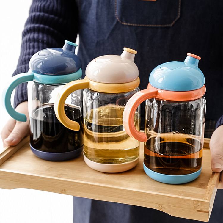 Home Kitchen Automatic Opening And Closing Glass oil jug Vinegar Bottle Anti Leakage Large Capacity Oil Tank Creative control Oil Seasoning Bottle